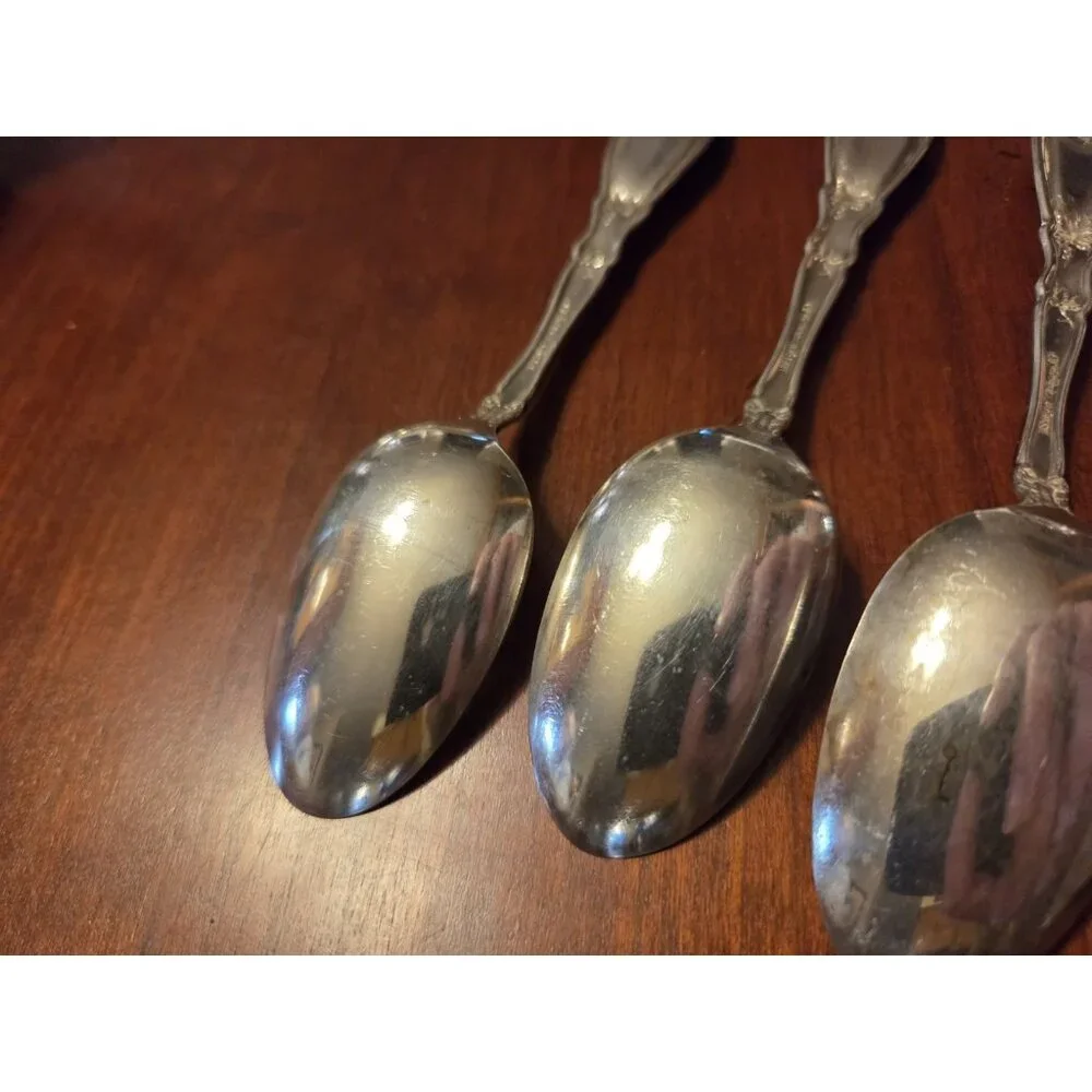 5 Antique 1881 Rogers LA VIGNE GRAPE 1908 Silverplate 5‎ Teaspoons Spoons